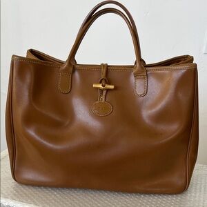 Longchamp Elegant Caramel Leather Tote